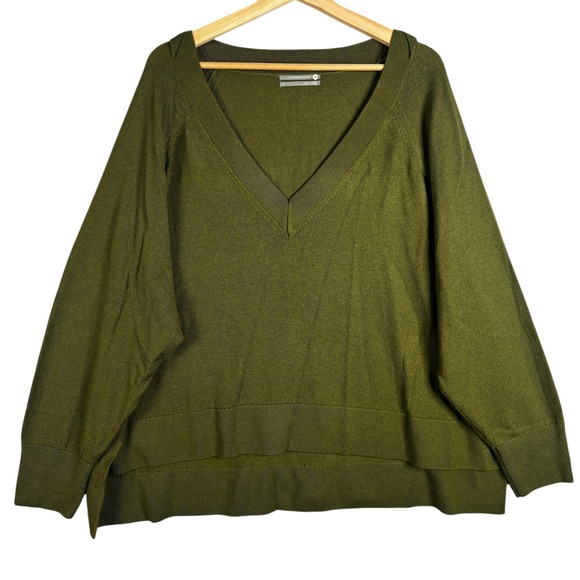 By Anthropologie Sweaters - BY ANTHROPOLOGIE Olive Green V Neck 100% Merino Wool Long sleeve Sweater Size XL